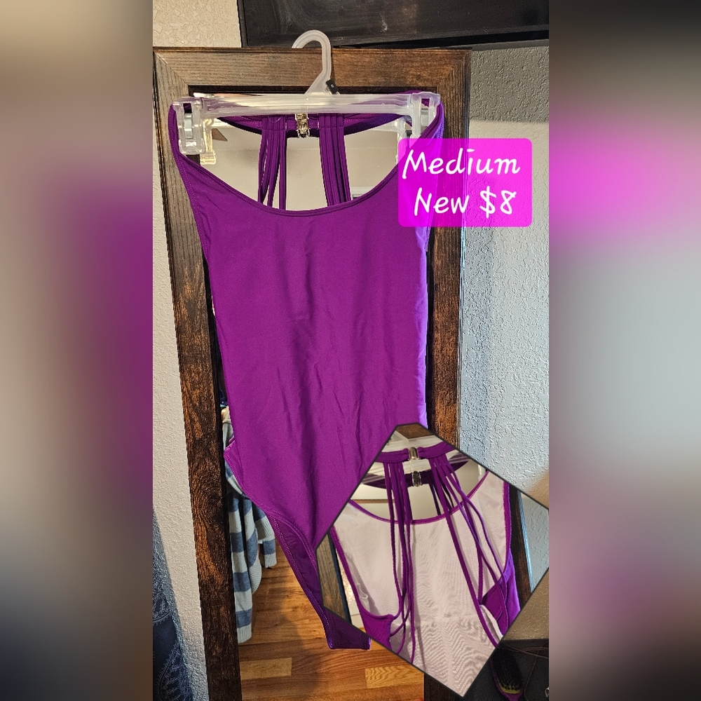 One piece swimsuit - medium